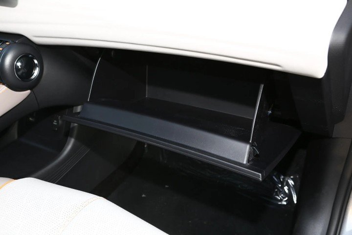 2026 BYD Yuan Electric Vehicle 204 horsepower - Beyond Autos - www.beyondautos.com