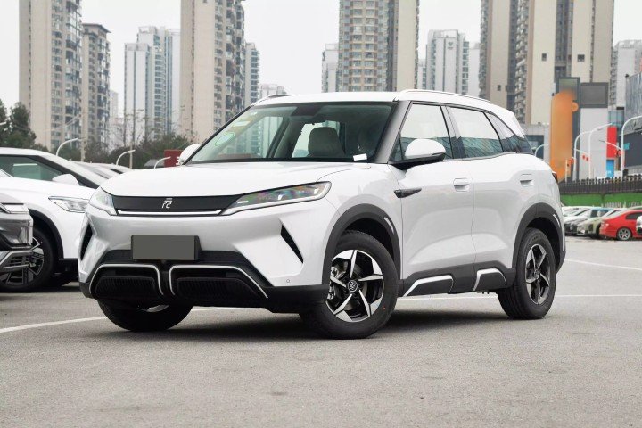2026 BYD Yuan UP Electric Vehicle 177 horsepower - Beyond Autos - www.beyondautos.com