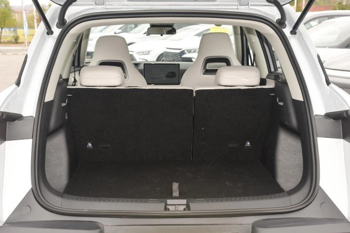 2026 BYD Yuan UP Electric Vehicle 177 horsepower - Beyond Autos - www.beyondautos.com