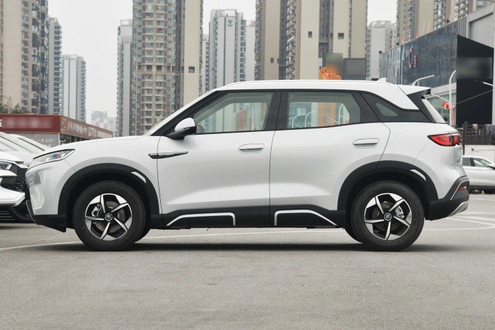 2026 BYD Yuan UP Electric Vehicle 177 horsepower - Beyond Autos - www.beyondautos.com