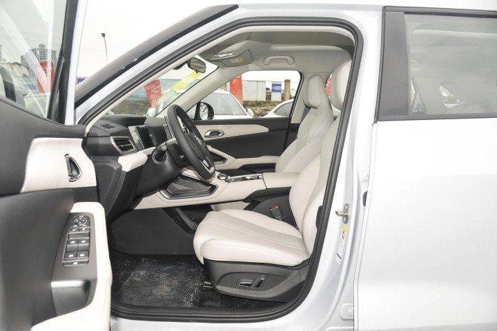 2026 BYD Yuan UP Electric Vehicle 177 horsepower - Beyond Autos - www.beyondautos.com