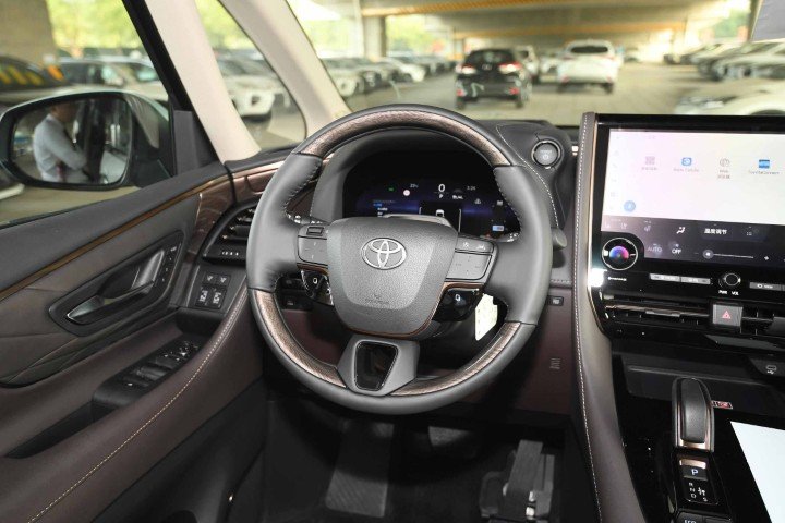 2026 Toyota Alphard Excutive Lounge- Beyond Autos - www.beyondautos.com