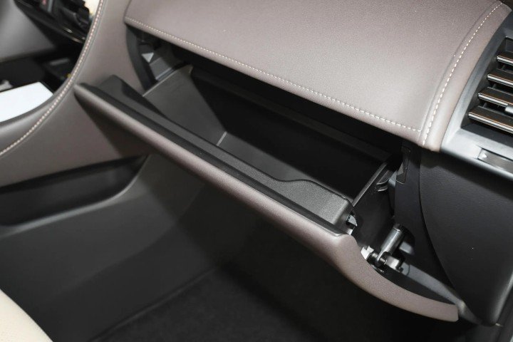 2026 Toyota Alphard Excutive Lounge- Beyond Autos - www.beyondautos.com