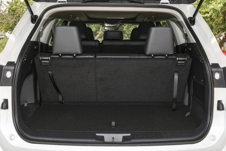 2026 Toyota Highlander 2.5L V4 HEV Petrol - Beyond Autos - www.beyondautos.com