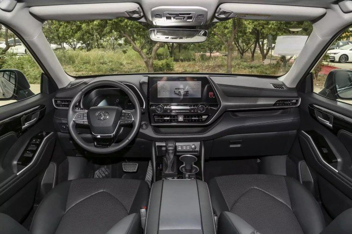 2026 Toyota Highlander 2.5L V4 HEV Petrol - Beyond Autos - www.beyondautos.com