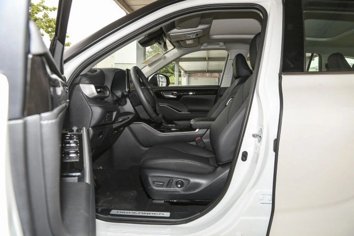 2026 Toyota Highlander 2.5L V4 HEV Petrol - Beyond Autos - www.beyondautos.com