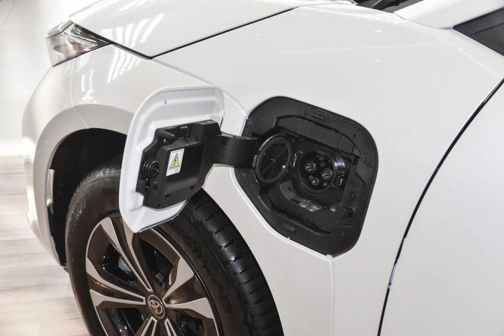 2026 Toyota bZ4X Electric 218hp - Beyond Autos - www.beyondautos.com