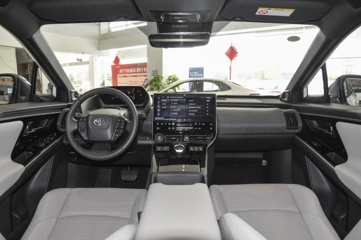 2026 Toyota bZ4X Electric 218hp - Beyond Autos - www.beyondautos.com