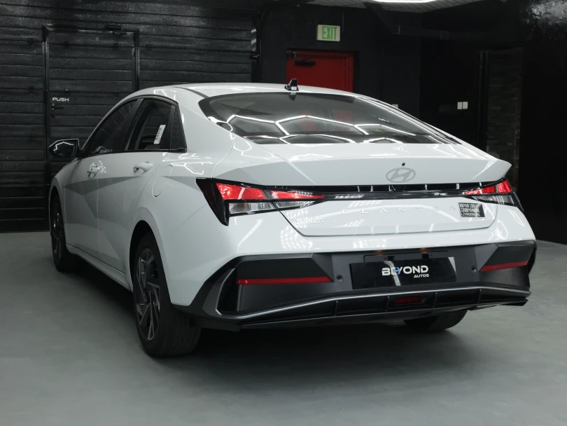 2026 Hyundai Elantra 1.5L GLX Elite White Inside Black - Beyond Autos - www.beyondautos.com