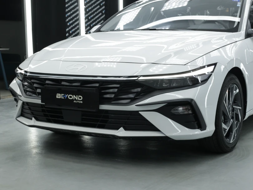 2026 Hyundai Elantra 1.5L GLX Elite White Inside Black - Beyond Autos - www.beyondautos.com