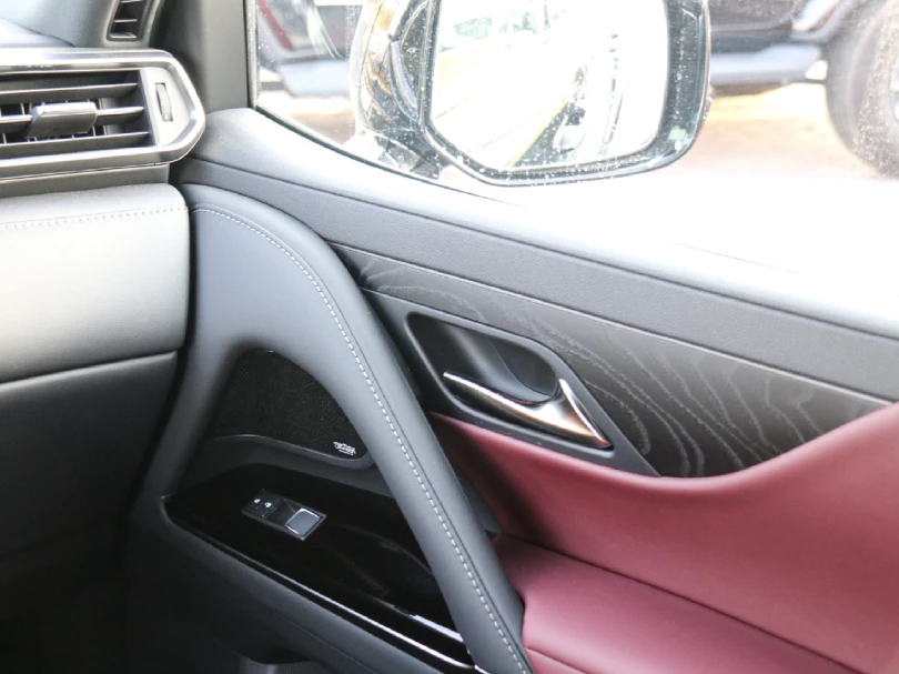 2026 LEXUS LX600 URBAN GRADE-U3 Sonic Quartz Crimson - Beyond Autos - www.beyondautos.com