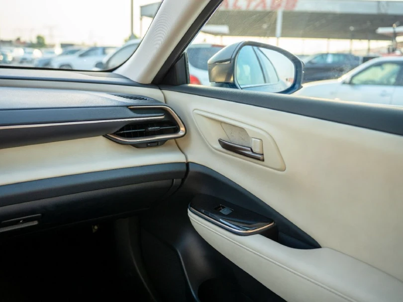 2026 Toyota Crown 2.4L L4 Turbo Hybrid Petrol - Beyond Autos - www.beyondautos.com