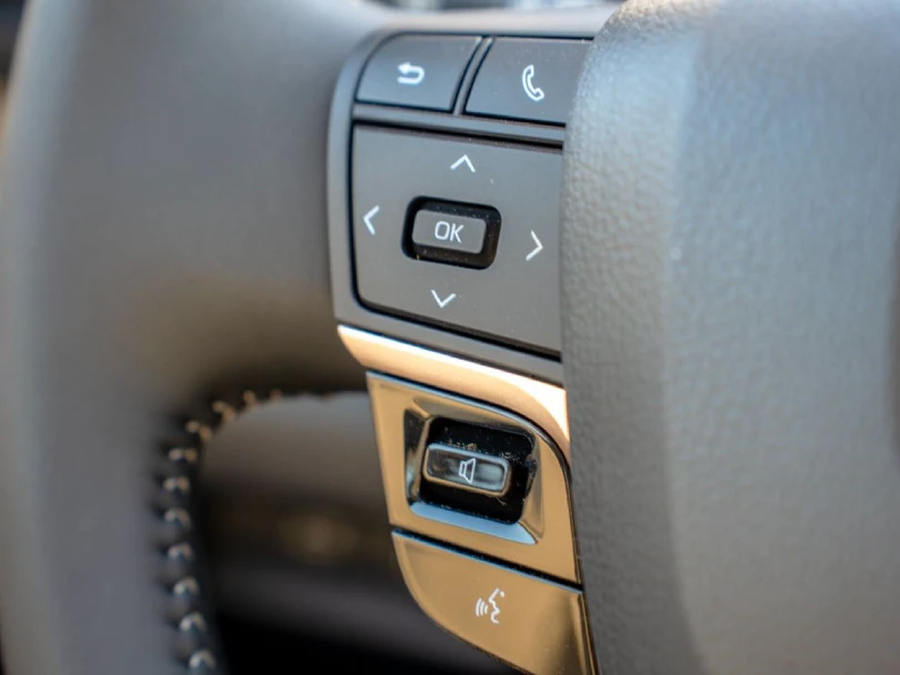 2026 Toyota Crown 2.4L L4 Turbo Hybrid Petrol - Beyond Autos - www.beyondautos.com