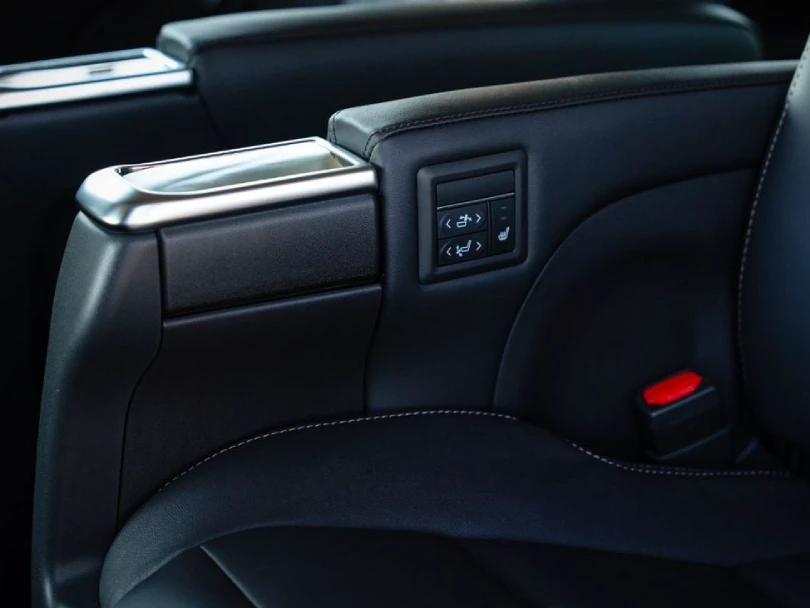 2026 Toyota Granvia Premium 3.5L V6 Petrol - Beyond Autos - www.beyondautos.com