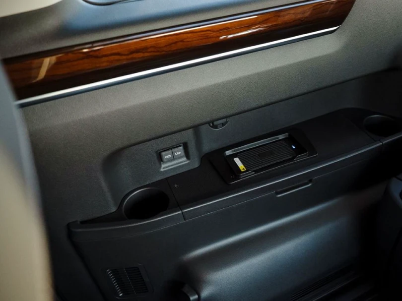 2026 Toyota Granvia Premium 3.5L V6 Petrol - Beyond Autos - www.beyondautos.com