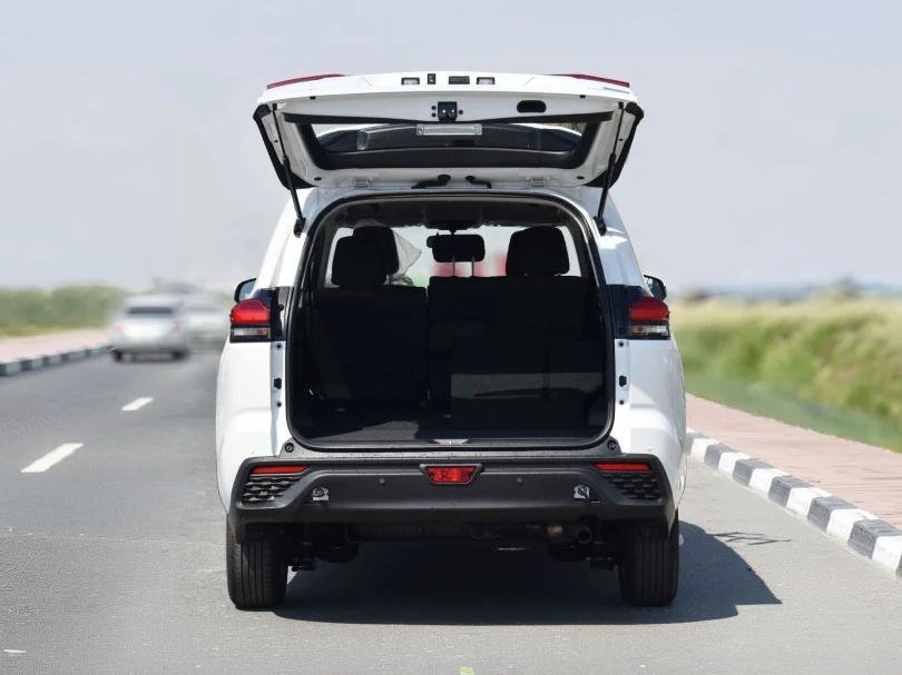 2026 Toyota Innova V 2.0L V4 Petrol - Beyond Autos - www.beyondautos.com