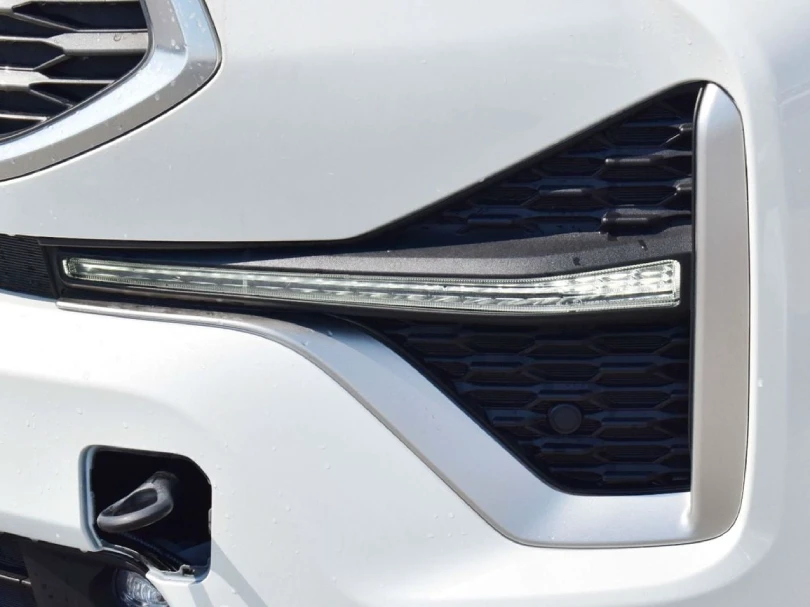 2026 Toyota Innova V 2.0L V4 Petrol - Beyond Autos - www.beyondautos.com