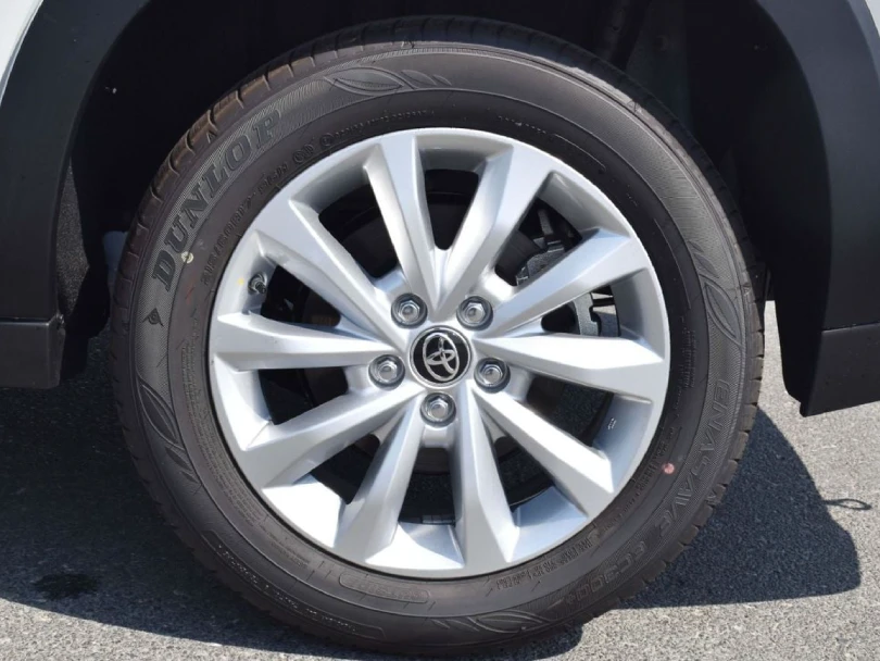 2026 Toyota Innova V 2.0L V4 Petrol - Beyond Autos - www.beyondautos.com