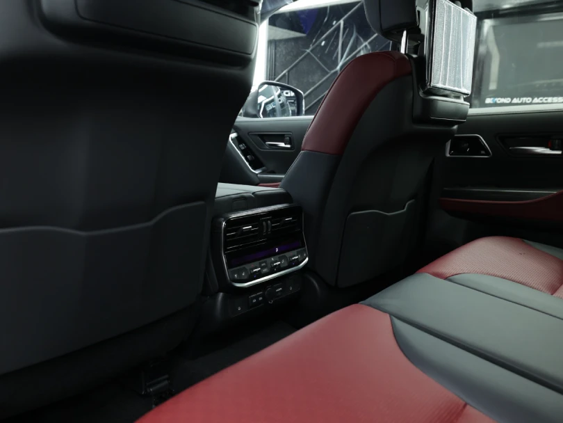 2026 Toyota Land Cruiser LC300 VXR V6 3.3L Diesel Twin Turbo - For Export - Beyond Autos - www.beyondautos.com