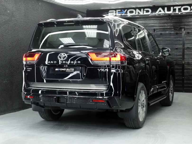 2026 Toyota Land Cruiser LC300 VXR V6 3.3L Diesel Twin Turbo - For Export - Beyond Autos - www.beyondautos.com