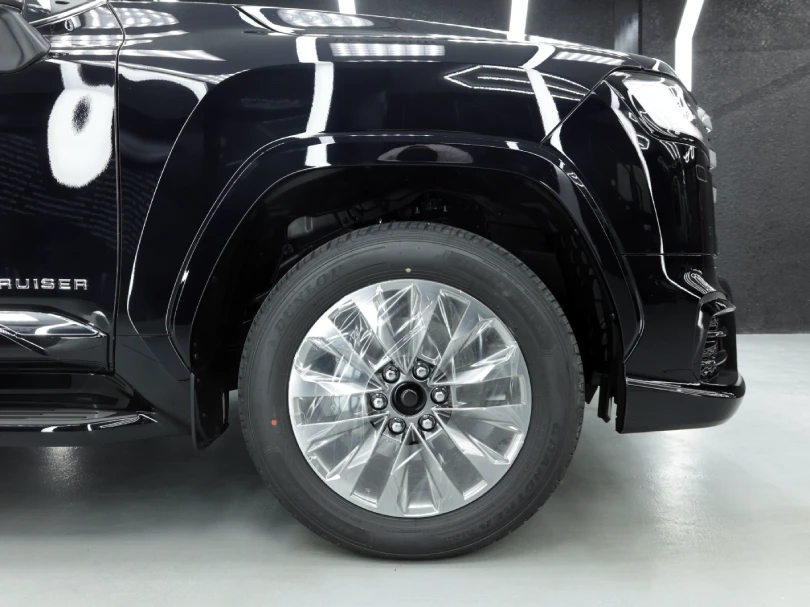 2026 Toyota Land Cruiser LC300 VXR V6 3.3L Diesel Twin Turbo - For Export - Beyond Autos - www.beyondautos.com