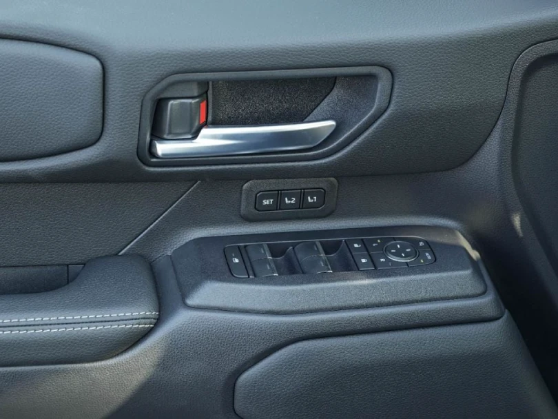 2026 Toyota Land Cruiser Prado J250 Adventure Dual Tone 2.4L Turbo - Beyond Autos - www.beyondautos.com