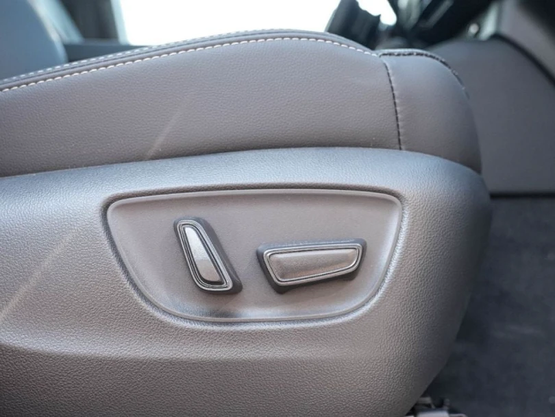 2026 Toyota Land Cruiser Prado J250 Adventure Dual Tone 2.4L Turbo - Beyond Autos - www.beyondautos.com