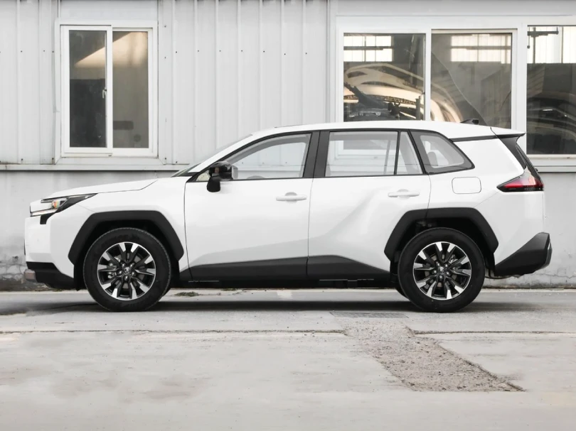 2026 Toyota Rav4 hybrid 4wd - Beyond Autos - www.beyondautos.com