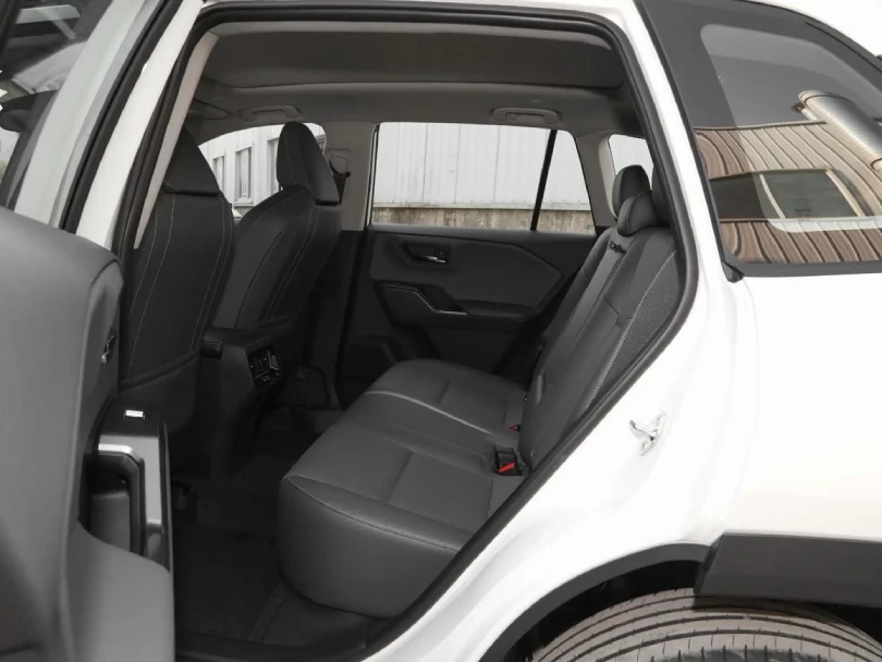 2026 Toyota Rav4 hybrid 4wd - Beyond Autos - www.beyondautos.com