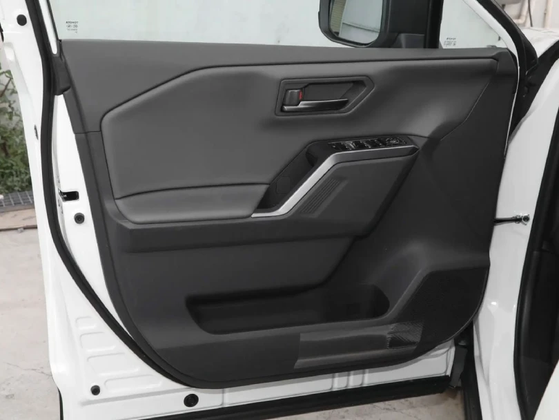 2026 Toyota Rav4 hybrid 4wd - Beyond Autos - www.beyondautos.com