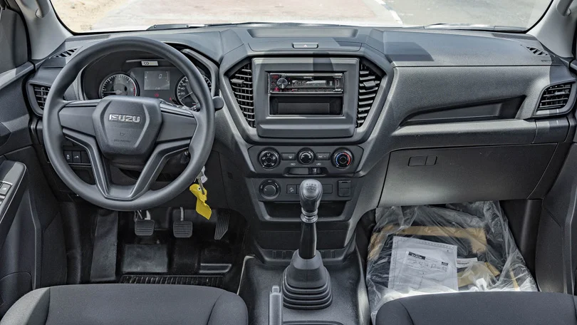 2025 Isuzu D-MAX DC 1.9L L4 Turbo Diesel - Beyond Autos - www.beyondautos.com