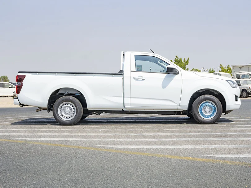 2025 Isuzu D-MAX SC 1.9L L4 Turbo Diesel - Beyond Autos - www.beyondautos.com