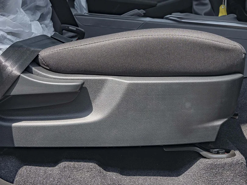 2025 Isuzu D-MAX SC 1.9L L4 Turbo Diesel - Beyond Autos - www.beyondautos.com