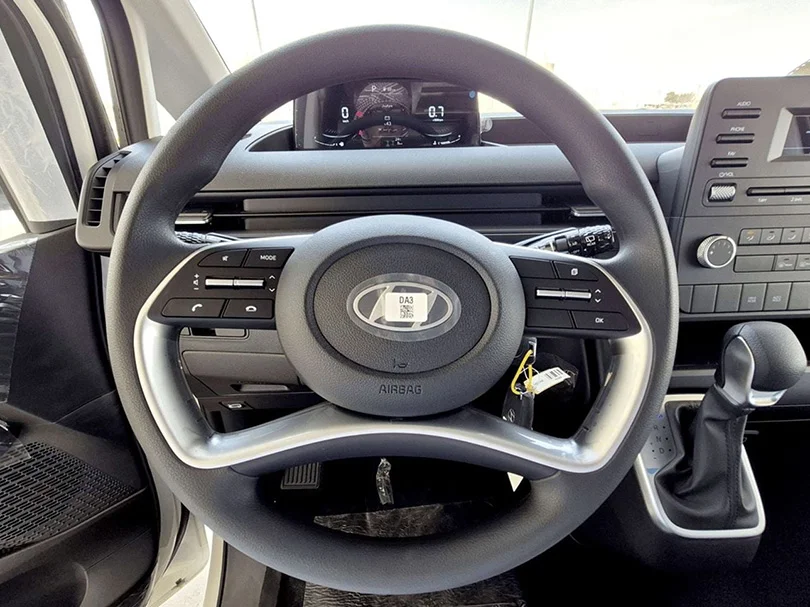 2026 Hyundai Staria Panel 2.2L L4 Diesel - Beyond Autos - www.beyondautos.com