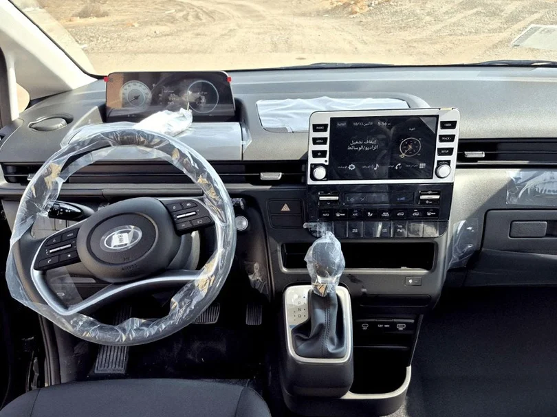 2026 Hyundai Staria Passanger 2.2L L4 Diesel - Beyond Autos - www.beyondautos.com