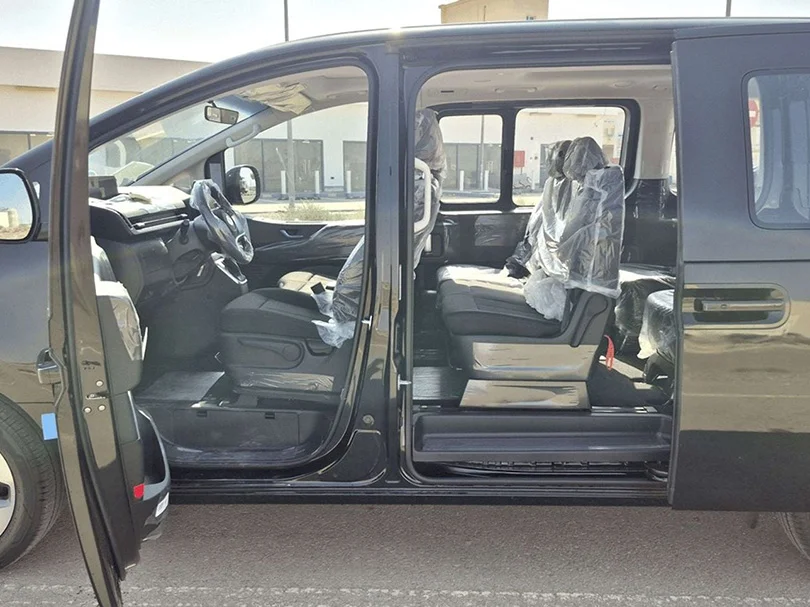 2026 Hyundai Staria Passanger 2.2L L4 Diesel - Beyond Autos - www.beyondautos.com