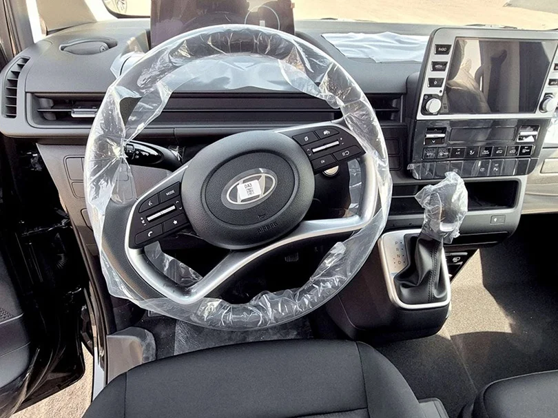 2026 Hyundai Staria Passanger 2.2L L4 Diesel - Beyond Autos - www.beyondautos.com