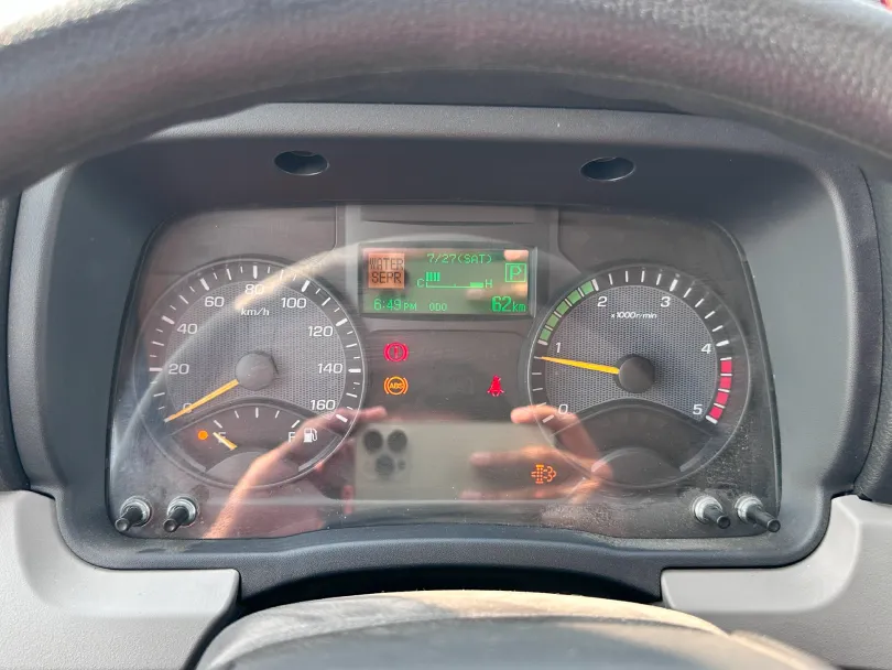 2026 Mitsubishi Fuso Canter 4.2L V6 Diesel Double Cabin - Beyond Autos - www.beyondautos.com