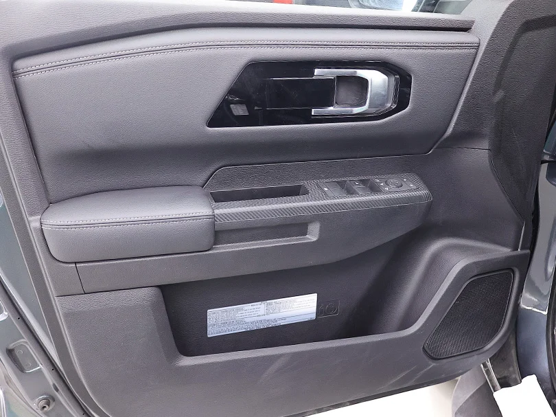 2026 Mitsubishi L200 Sportero 2.4L L4 Intercooled Turbo Diesel - Beyond Autos - www.beyondautos.com