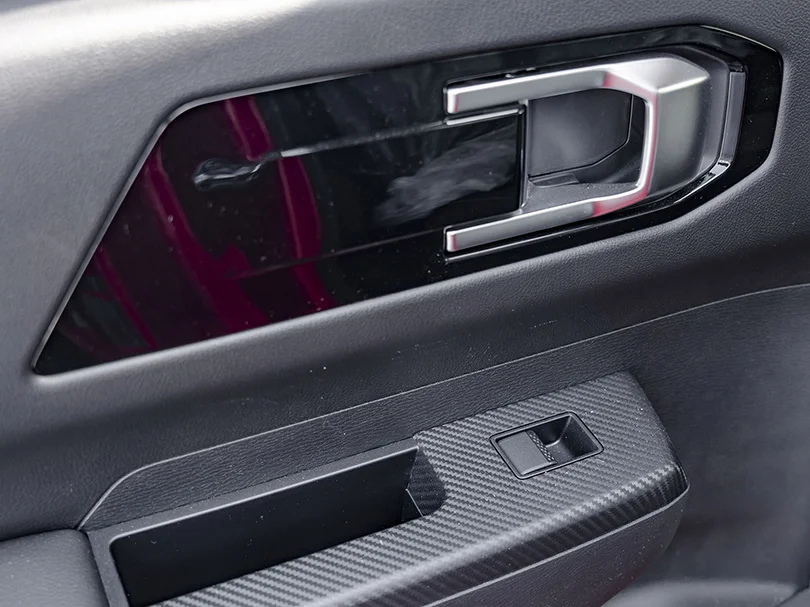 2026 Mitsubishi L200 Triton DC 2.4L L4 Petrol- Beyond Autos - www.beyondautos.com