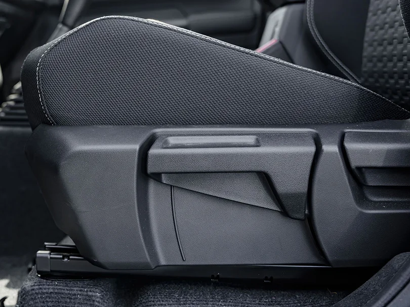 2026 Mitsubishi L200 Triton DC 2.4L L4 Petrol- Beyond Autos - www.beyondautos.com