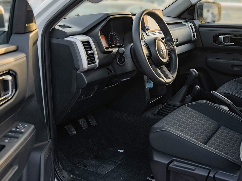 2026 Mitsubishi L200 Triton GL 2.4L L4 Turbo Diesel - Beyond Autos - www.beyondautos.com