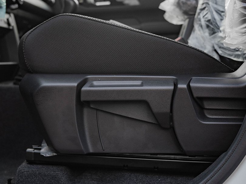 2026 Mitsubishi L200 Triton GL 2.4L L4 Turbo Diesel - Beyond Autos - www.beyondautos.com