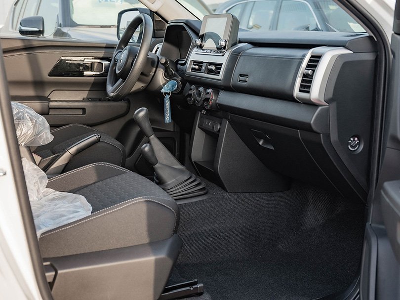 2026 Mitsubishi L200 Triton GL 2.4L L4 Turbo Diesel - Beyond Autos - www.beyondautos.com