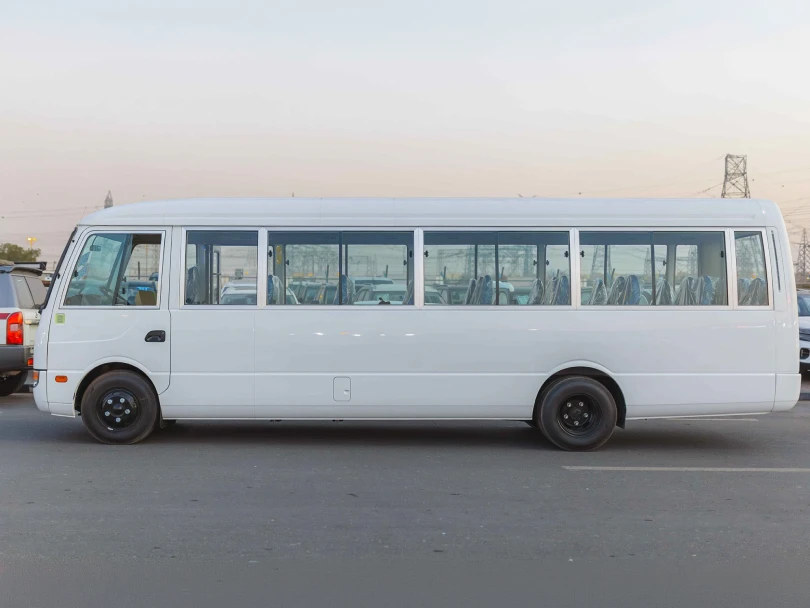 2026 Mitsubishi Rosa 4.2 V6 Diesel - Beyond Autos - www.beyondautos.com