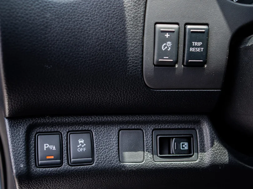 2026 Nissan Navara PRO-4X 2.5L L4 Twin Turbo Diesel - Beyond Autos - www.beyondautos.com