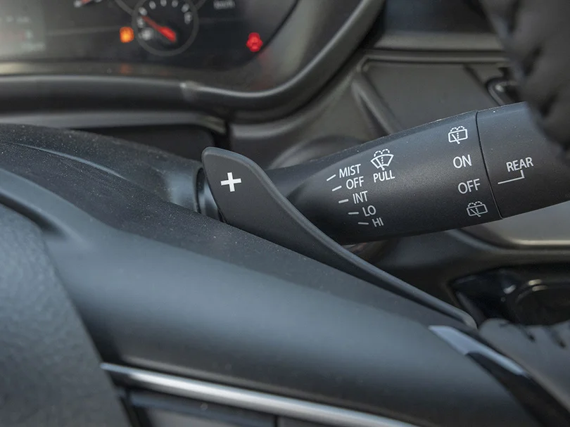 2026 Suzuki Swift GLX 1.2L L4 Petrol - Beyond Autos - www.beyondautos.com