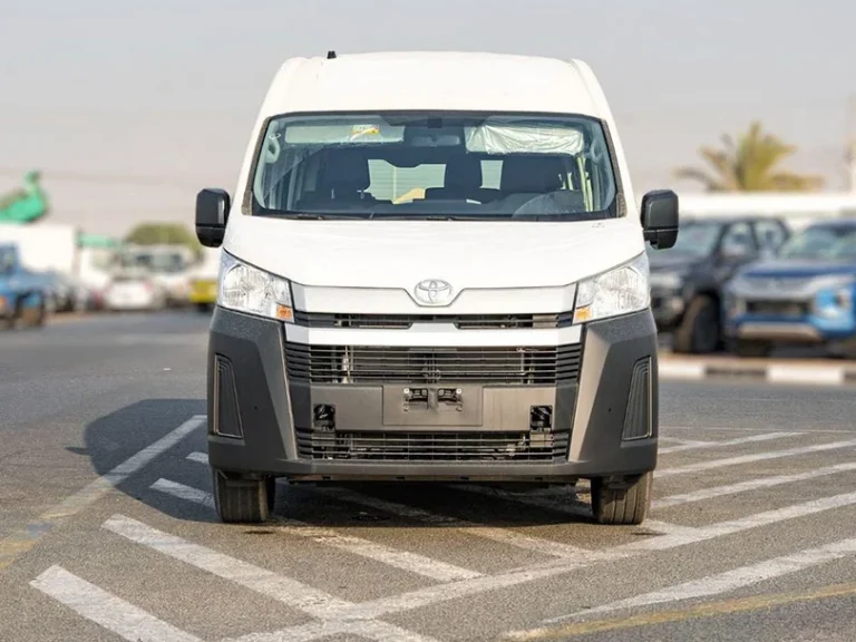 2026 Toyota Hiace HR Passenger 2.8L L4 Diesel A/T