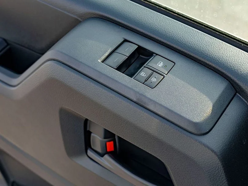 2026 Toyota Hiace HR Passenger 3.5L V6 Petrol AT - Beyond Autos - www.beyondautos.com