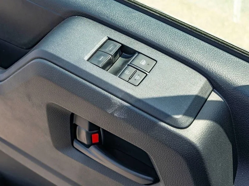 2026 Toyota Hiace Panel Cargo 3.5L V6 Petrol MT - Beyond Autos - www.beyondautos.com